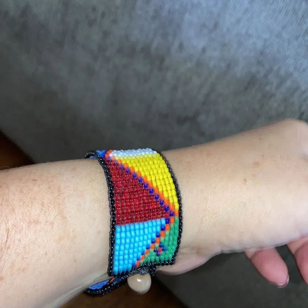 Aztec Triangle Micro Bead Geometric Patterned Bracelet Multicolored 6.25 x 1 in
